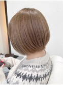 ベージュカラー