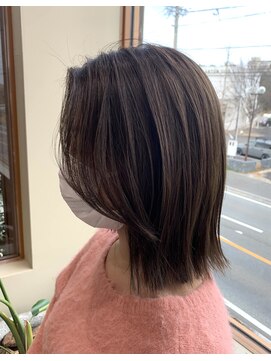 ヴァンカウンシル Kuwana(VAN COUNCIL) 顔周りレイヤー×暗めベージュ