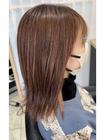 ヘアヴェローチェ(hair-veloce) ほんのりピンクカラーの外はねボブ