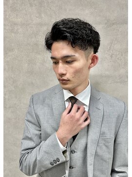 サン 心斎橋(SAN) スーツ/アップバング/パーマ/ツーブロック/短髪/モテる