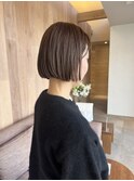 フラットでナチュラルなボブ
