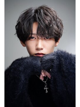 リップス 横浜(LIPPS) シャドウコンマバング