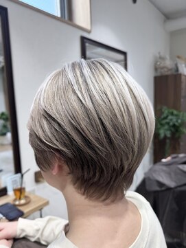 エスト 幕張本郷(est.) メルティカラー/フェミニンロング/ウェーブミディアム/髪質改善