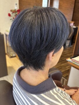 ヘアアンドスパ ベル(Belle) ツーブロック・レディース・ショート・耳かけ