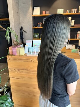 リベルタ(LIBERTA) ブリーチあり☆カーキグレージュ