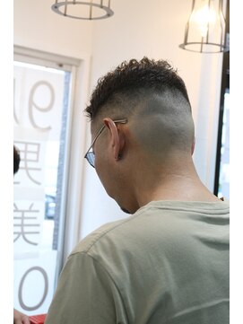 フロムオー 諫早(From-O) High fade