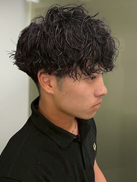 セプト 博多(SEPT.) ツイストスパイラルパーマ ツーブロック 束感 メンズショート