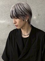 イル プラス 原宿(iLe.+) MEN’S HAIR/サーフカール/刈り上げセンターパート/ブリーチ