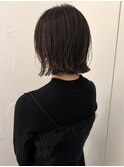 外ハネぱつっとボブ