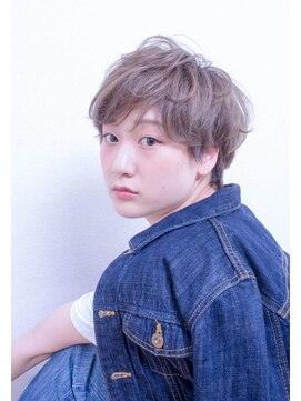 クラップバイスニップ(clap by snip) 外国人風ショート