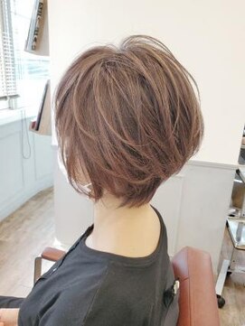 グランシュ 青葉台店(GranCieux) 白髪ぼかしハイライト×ショートボブ☆