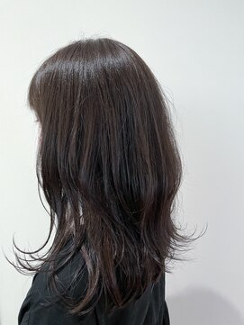 アングゥギャラリー(ungu GALLERY) カーキグレージュ