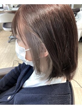 マニス(manis) マロンベージュ+ハイトーンベージュインナーカラー20代30代