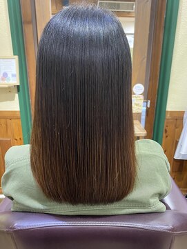 エルパライソ 鯖江店(Elparaiso) 鯖江/髪質改善/艶髪ロング/白髪ぼかし/ダメージレス/