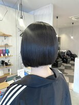 シェル 津山の手店(shel)&nbsp;10代20代◎切りっぱなしミニショートボブ秋カラー暗めカラー