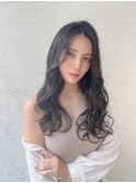 黒髪スタイルのロングヘア
