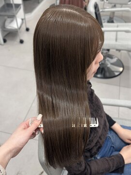 柔らかくすみベージュ