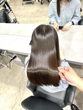 キュア 表参道(CURE) 乾かすだけで叶う髪質改善[表参道駅/縮毛矯正/トリートメント]