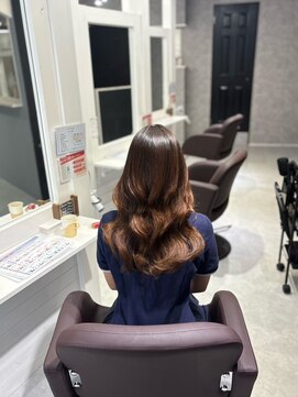 アグ ヘアー ショコラ梅田2号店(Agu hair chocolat) ナチュラルに盛れる韓国ウェーブヘア