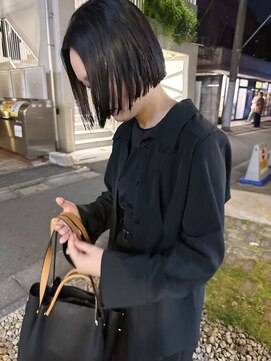 ロッソサンテ(rosso sante) 黒髪ボブ