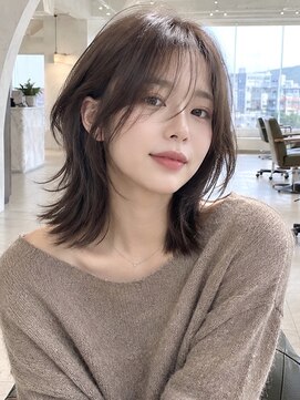 コード 四条河原町駅店(CHORD) 韓国ミディ くびれミディ レイヤーカット 外ハネミディ