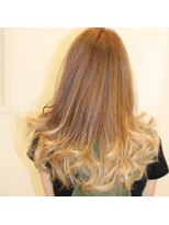 ヘアーラブジュエル(Hair Love JEWEL) ホワイアッシュのグラデーションスタイル！