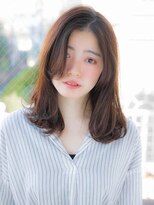 ルティア 池袋(Lutia)&nbsp;センターパートで大人っぽく