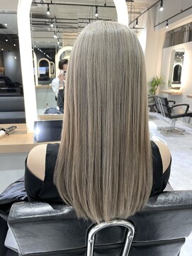 サロンドミルク 新百合ヶ丘店(salon de MiLK) ダメージレスなケアブリーチで染めるミルクティー【新百合ヶ丘】