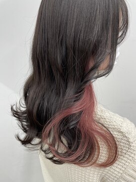 アライブ キチジョウジ(ALIVE Kichijoji) 韓国風インナーカラー×ピンク/イヤリングカラー