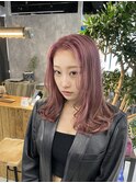 ストロベリーピンク