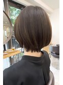 大人可愛い前髪ありひし形耳かけクールショートボブ20代30代40代