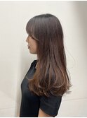 毛先に厚みを残すレイヤースタイル