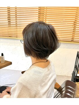 チリンバイロストシティー(Chillin by LOSTCITY) ショートボブショートカットスクールカット