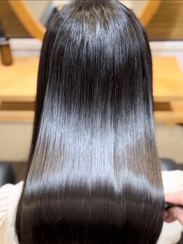 キウ(KIU)の写真/人気の髪質改善"メテオ"導入サロン！うるツヤ髪になれるトリートメントが自慢です【KIU】