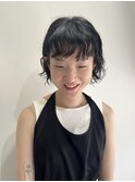 黒髪ニュアンスウェーブパーマ×小顔ミニボブパーマ×短め前髪