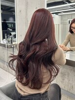 シイム(CYM)&nbsp;艶髪/ブラウンレッドカラー/レイヤーロング