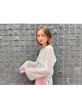 色落ち後もオシャレが続く透明感カラー★ハイライトやインナーカラーも可愛く♪白髪染めもお任せください！