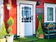 可愛い外観☆皆様のご来店をお待ちしております♪