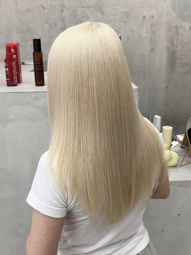 エクラ(ECLAT) ホワイトカラー