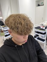 ルースト 南堀江店(ROOST)&nbsp;刈り上げセンターパート/波巻きツイストスパイラル/南堀江