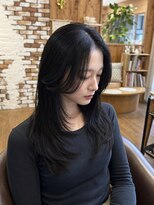 ラシェル パル ノエル(Laciel par Noel) セミロング_センターパート_韓国レイヤー_黒髪