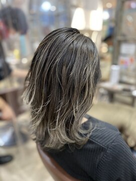 カラーリゾートAi 葛西店 エアタッチバレイヤージュ