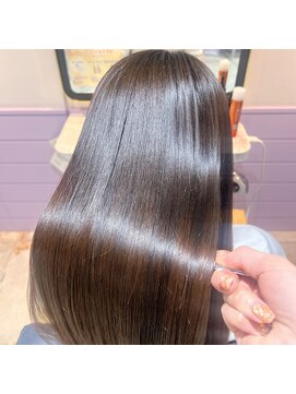 ネオリーブエクラ 上野御徒町店(Neolive eclat) うる艶縮毛矯正