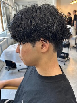 フゥ 宇都宮(FeU) 波巻きスパイラルパーマツイストパーマメンズマッシュパーマ