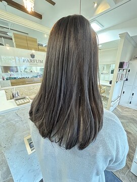 パルファン ヘアアンドスパ(PARFUM HAIR&SPA) 赤味を削った柔らかカラー