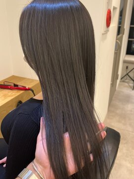 ジーナ 船橋(Zina) 髪質改善＊ロングレイヤーグレーベージュ＊美髪【Zina船橋】