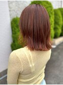 オレンジブラウン 艶髪 暖色カラー 外ハネ 20代 切りっぱなし