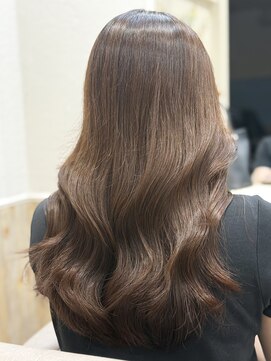 フルブルーム 東林間(fullbloom) レイヤーカットアッシュグレージュケアカラー