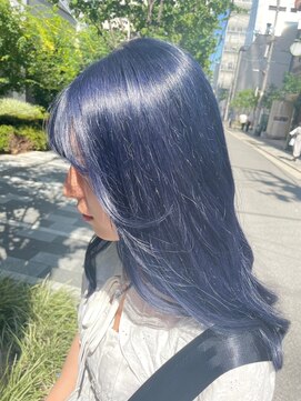 アンレーブ(UNREVE) 透明感抜群ブルーカラー