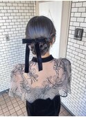 シニヨン アップスタイル ベロアリボン 参列ヘア お呼ばれヘア